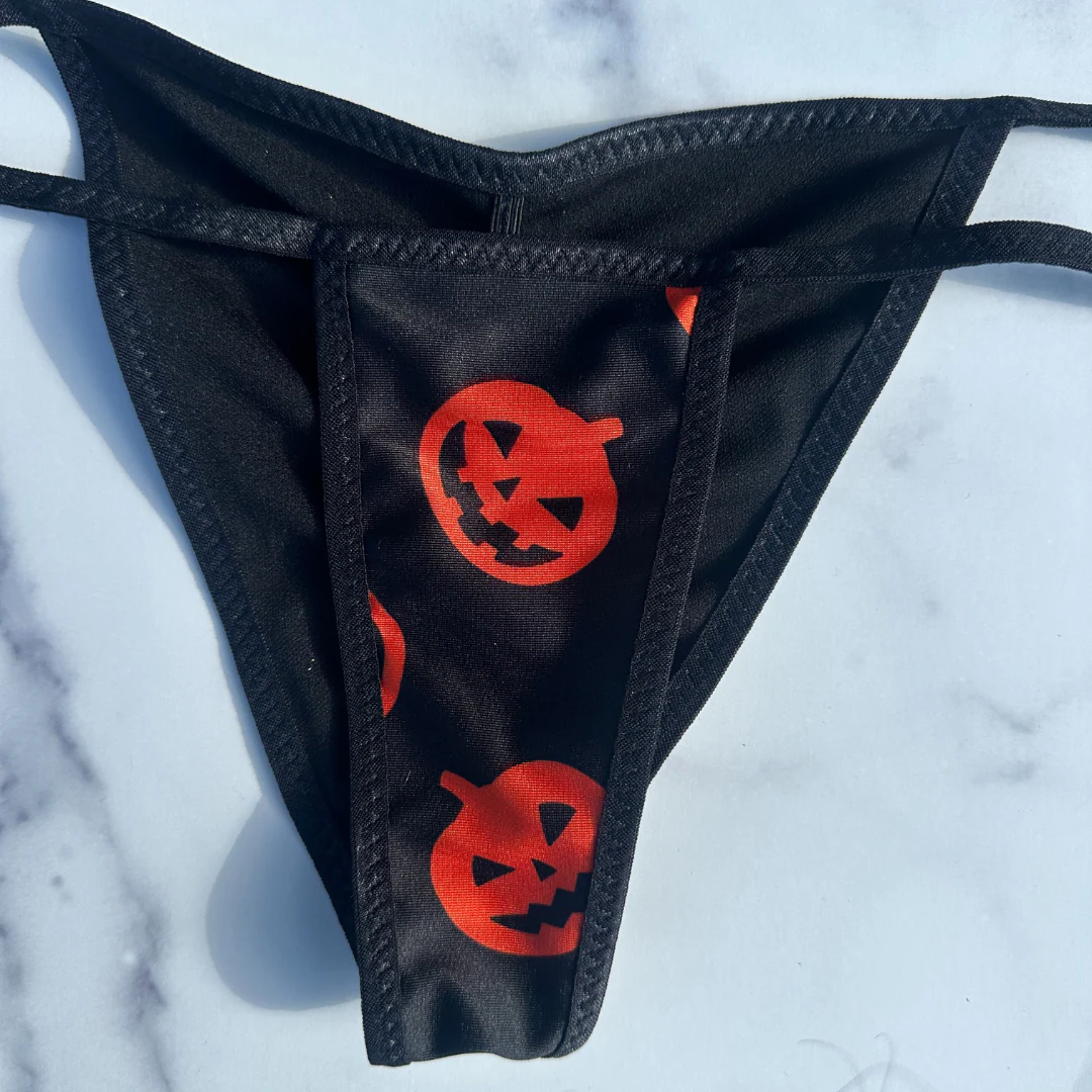 Black with Orange Pumpkins - Black - 3 piece scrunch butt set (Thong included) - Image 6