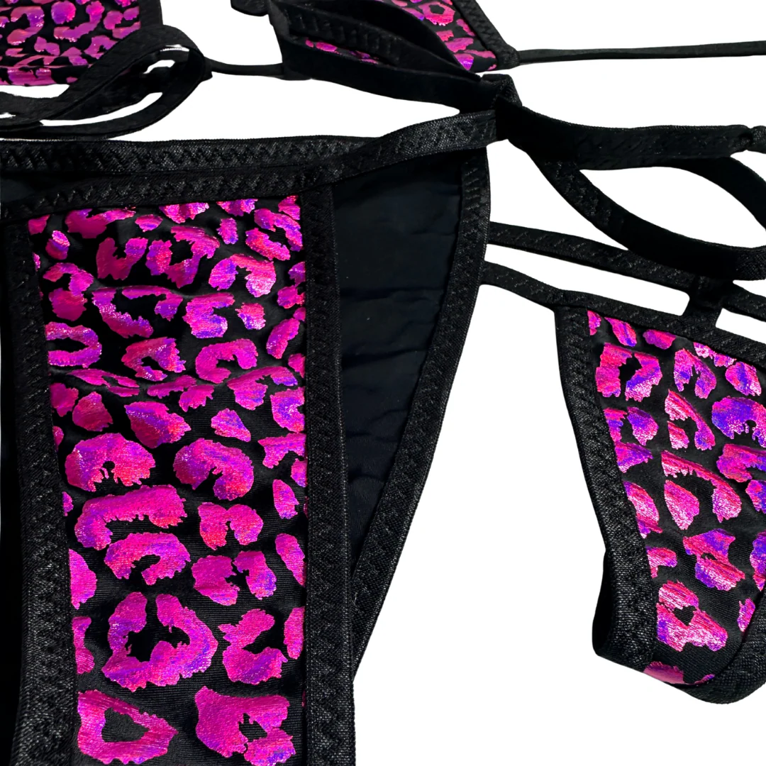 Holographic Burgandy Leopard - Black - 3 piece Scrunch butt set - Image 4
