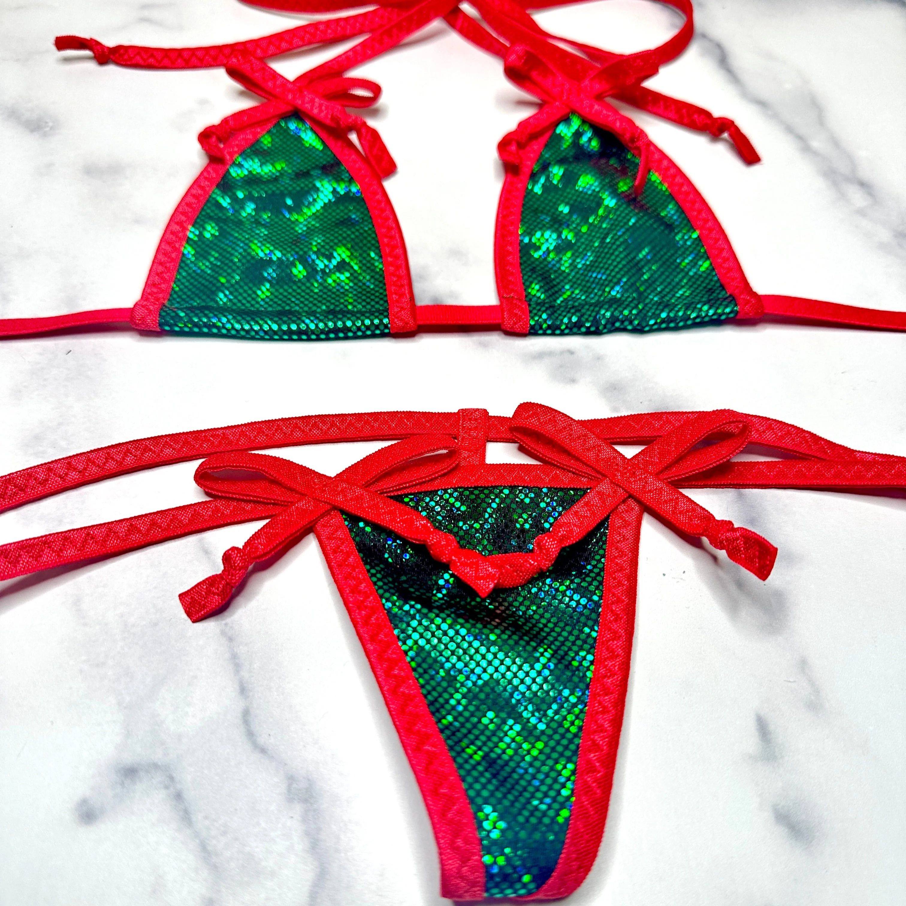 Holographic Dark Green with Red Christmas Bows Micro G-string Set - Image 3